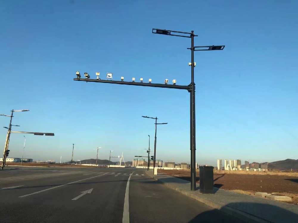 景洪市黑龙江佳木斯综合路灯杆项目